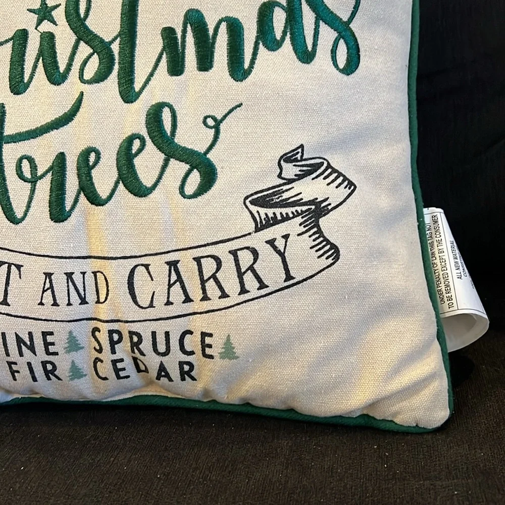 CHRISTMAS LINEN SQUARE PILLOW WITH GREEN EMBROIDERY AND DETAILS